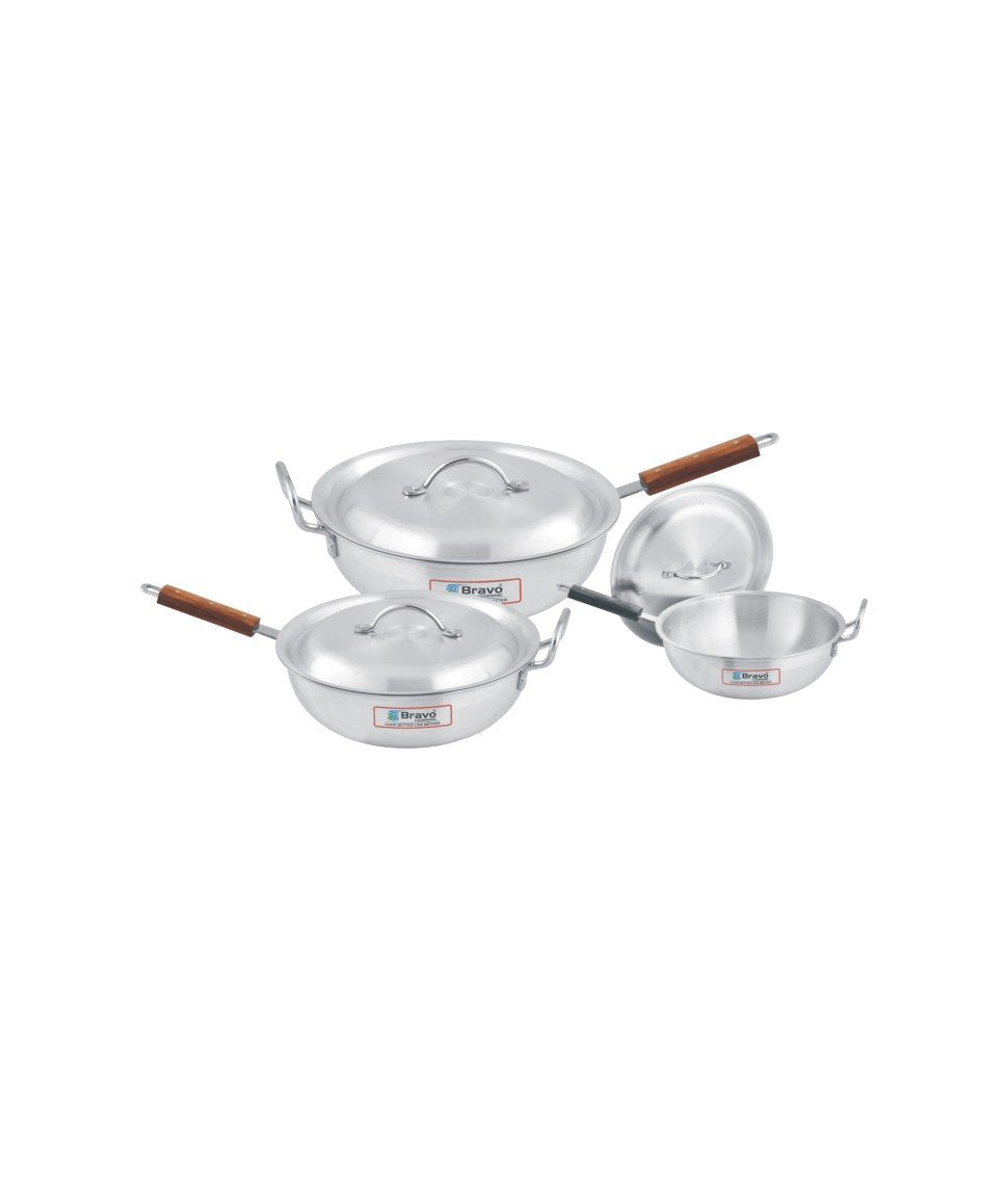 Metal Finish Round Karahi With Long Handle